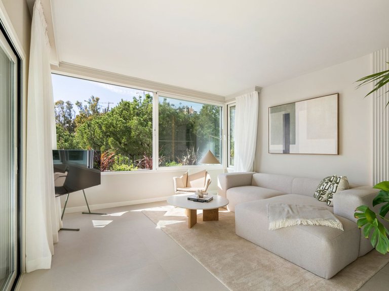 Apartment for Sale in La Quinta, Malaga 3