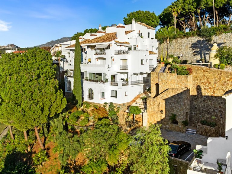 Apartment for Sale in La Quinta, Malaga 54