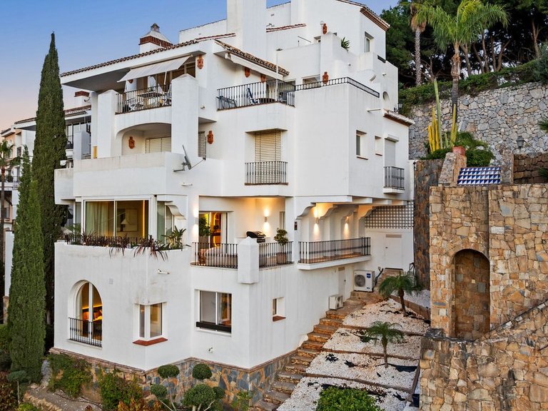 Apartment for Sale in La Quinta, Malaga 55
