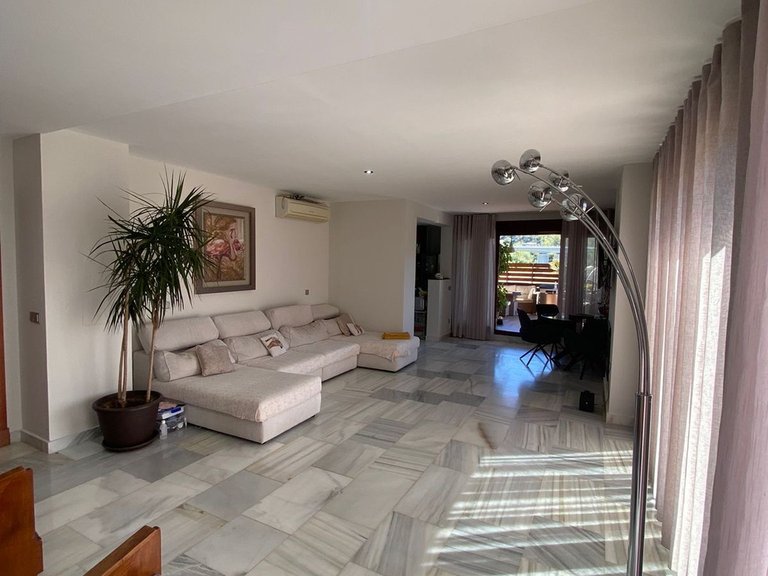 Villa for Sale in Benahavís, Malaga 5