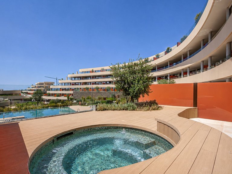 Apartment for Sale in Higueron, Malaga 1