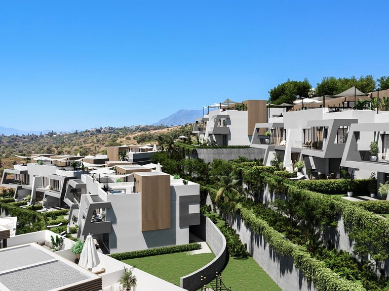 Town House for Sale in Costa del Sol Elviria, Malaga 9