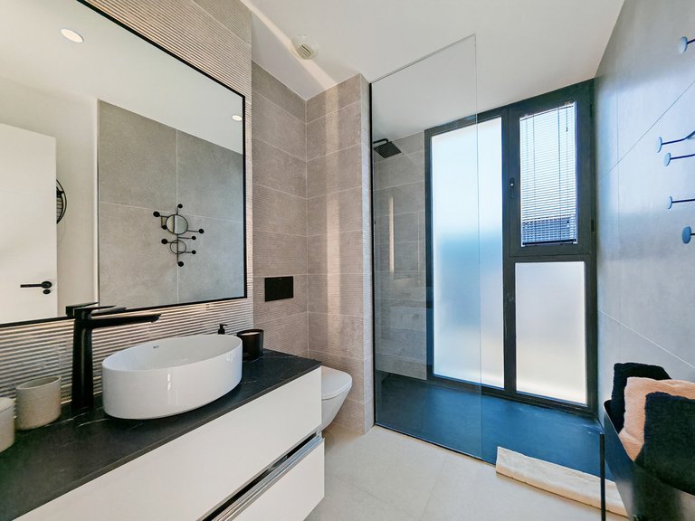 Villa for Sale in Estepona, Malaga 16