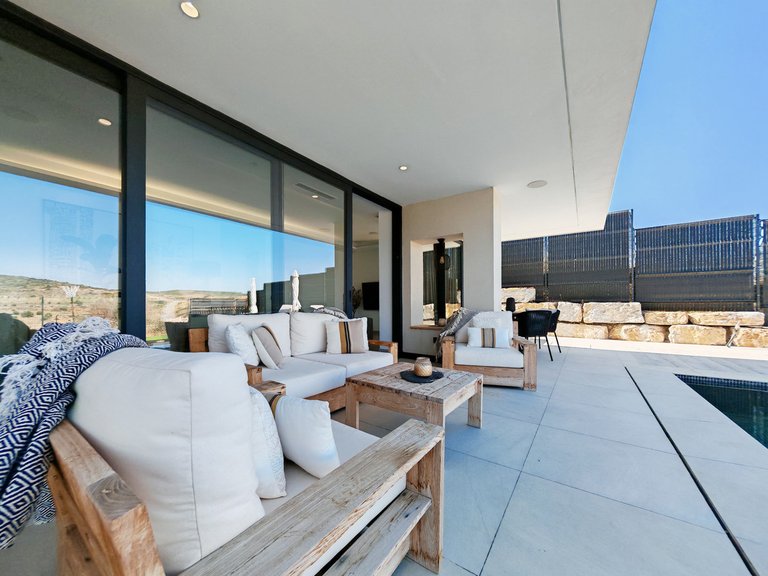 Villa for Sale in Estepona, Malaga 2