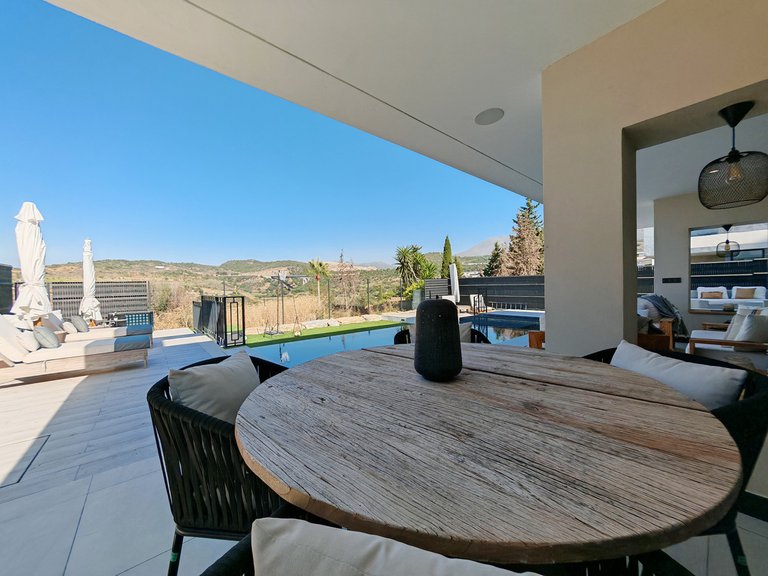 Villa for Sale in Estepona, Malaga 31