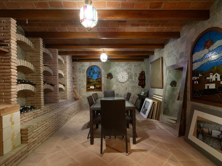 Villa for Sale in Hacienda Las Chapas, Malaga 16