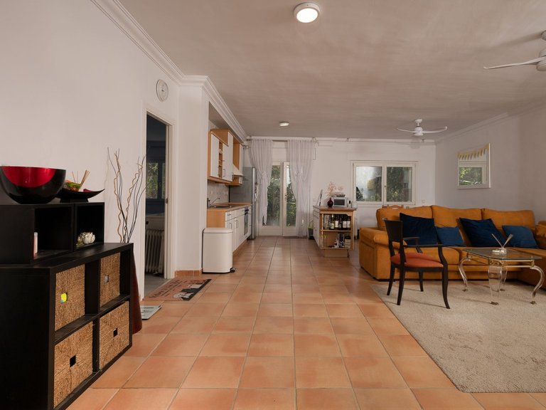 Villa for Sale in Hacienda Las Chapas, Malaga 28