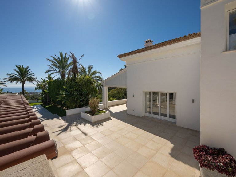 Villa for Sale in Hacienda Las Chapas, Malaga 39