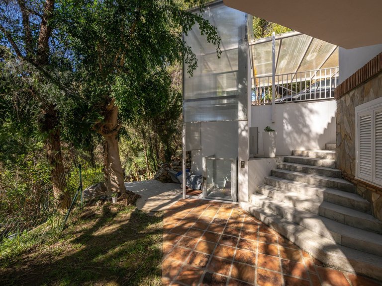 Villa for Sale in Hacienda Las Chapas, Malaga 42