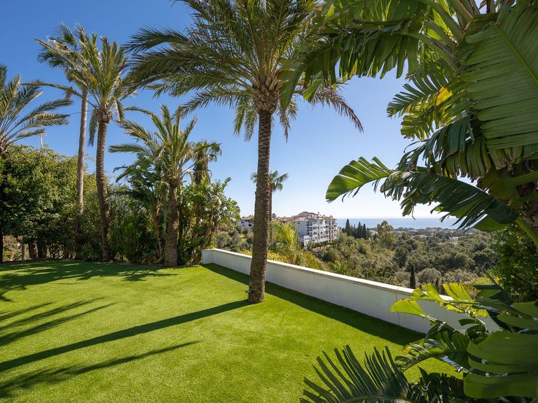 Villa for Sale in Hacienda Las Chapas, Malaga 50