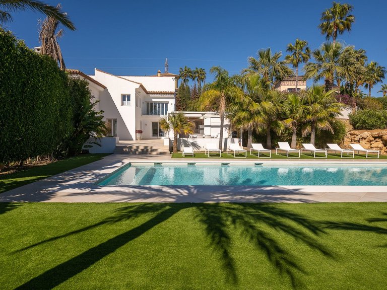 Villa for Sale in Hacienda Las Chapas, Malaga 54