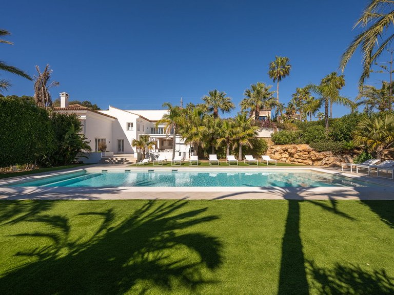 Villa for Sale in Hacienda Las Chapas, Malaga 56