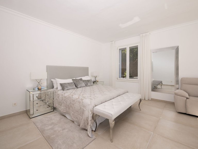 Villa for Sale in Hacienda Las Chapas, Malaga 6