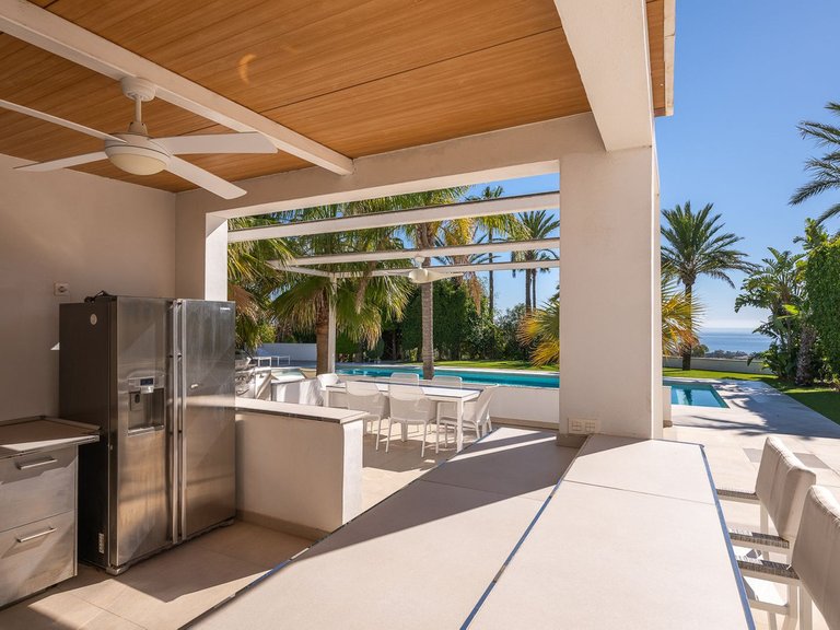 Villa for Sale in Hacienda Las Chapas, Malaga 70