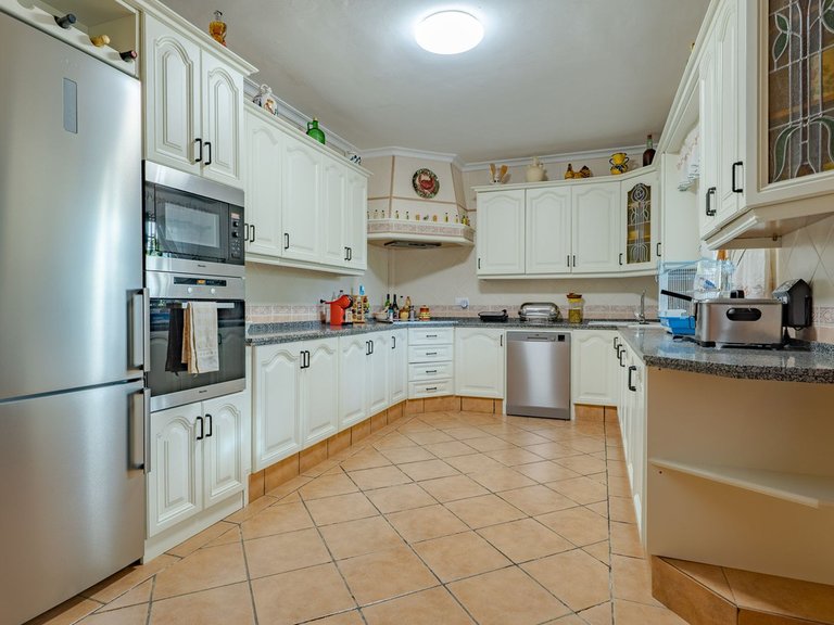 Villa for Sale in Alhaurín El Grande, Malaga 15