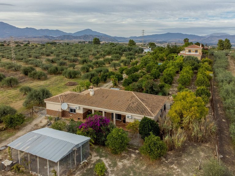 Villa for Sale in Alhaurín El Grande, Malaga 2