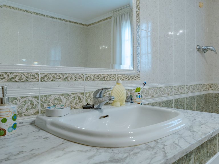 Villa for Sale in Alhaurín El Grande, Malaga 33