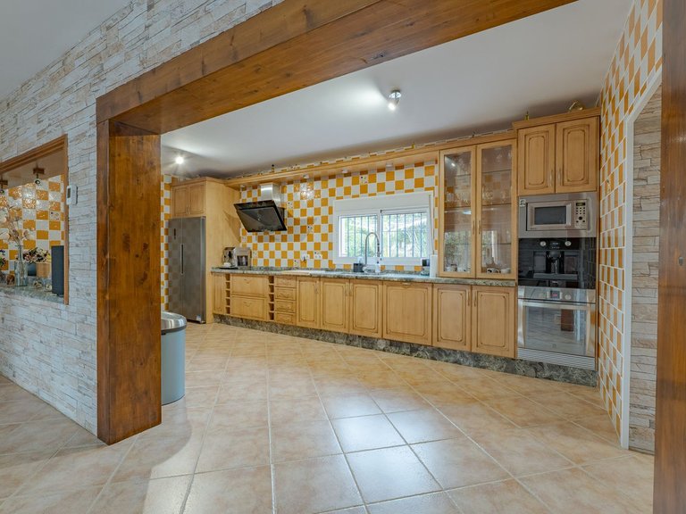 Villa for Sale in Alhaurín El Grande, Malaga 52