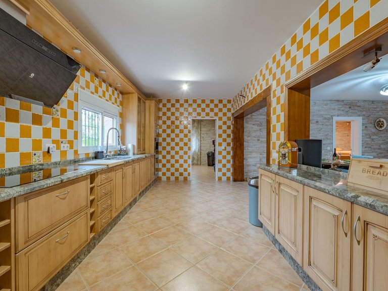 Villa for Sale in Alhaurín El Grande, Malaga 56