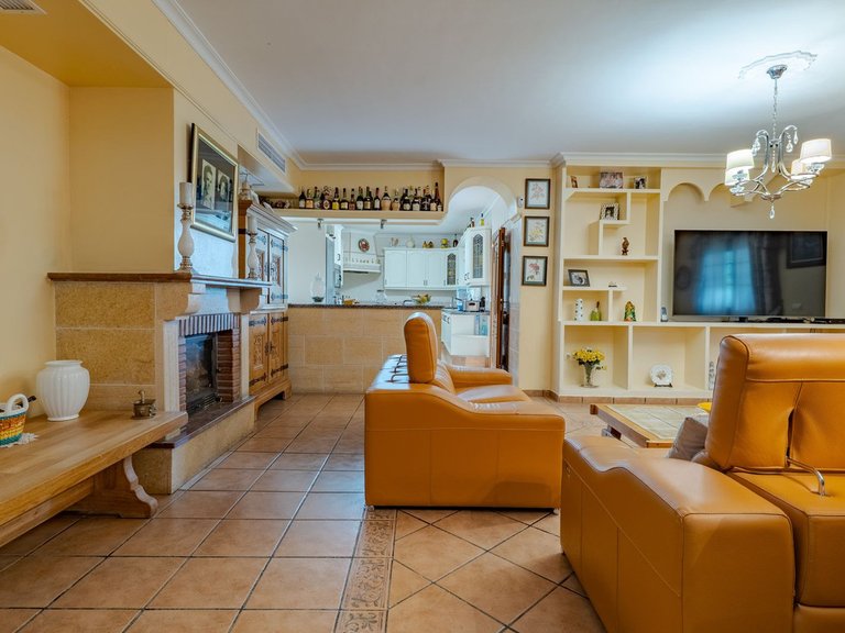 Villa for Sale in Alhaurín El Grande, Malaga 8