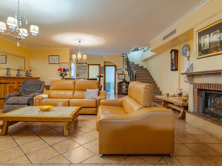 Villa for Sale in Alhaurín El Grande, Malaga 9