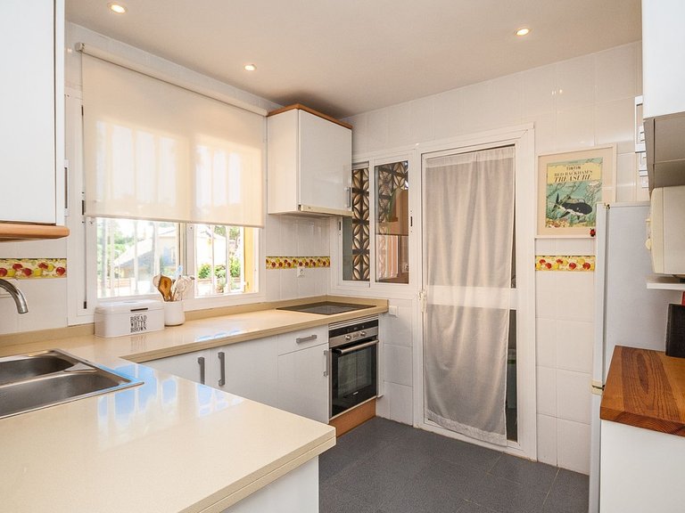 Apartment for Sale in Cabopino, Malaga 8
