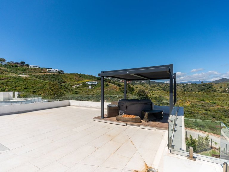 Villa for Sale in La Cala Golf, Malaga 8