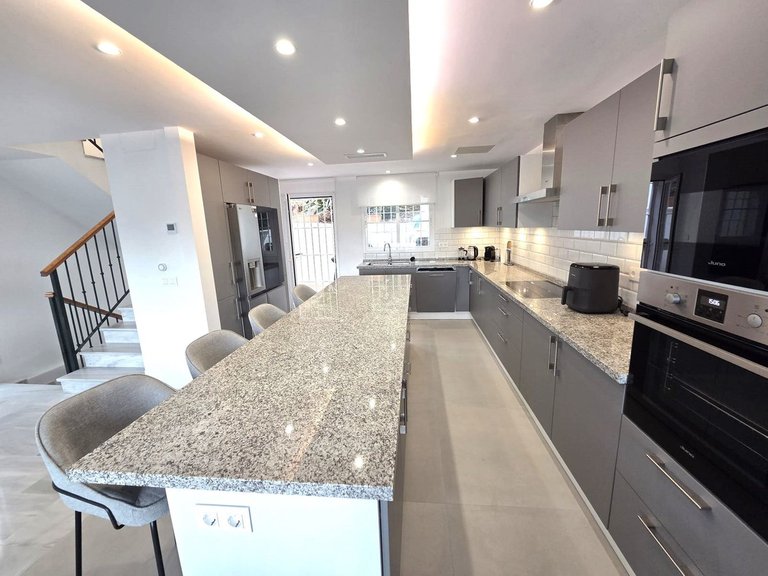 Villa for Sale in Artola, Malaga 3