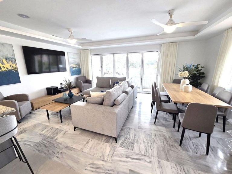 Villa for Sale in Artola, Malaga 5