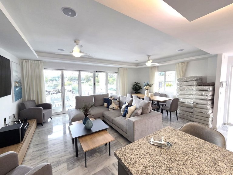 Villa for Sale in Artola, Malaga 6