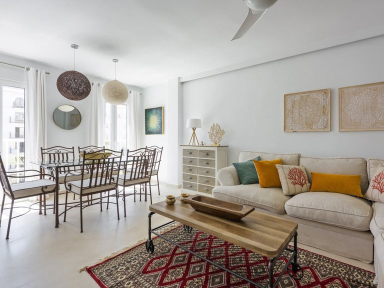 Villa for Sale in Nueva Andalucía, Malaga 1