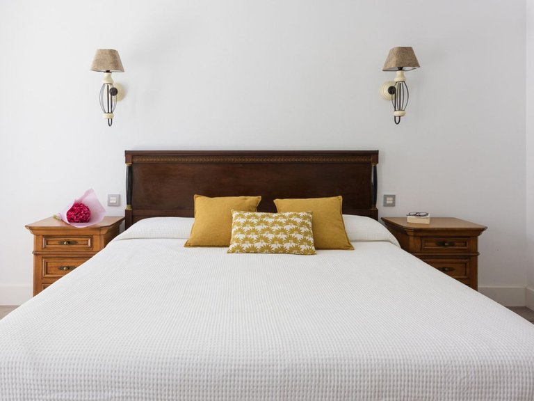 Villa for Sale in Nueva Andalucía, Malaga 13