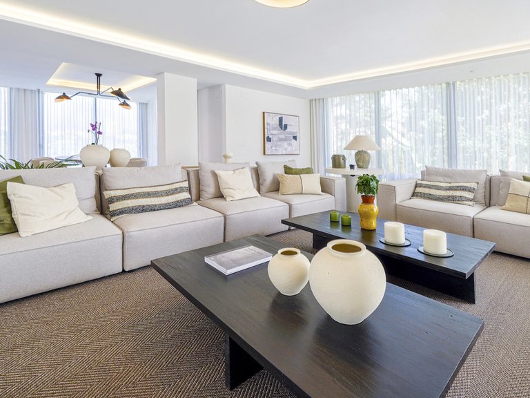 Villa for Sale in Nueva Andalucía, Malaga 17