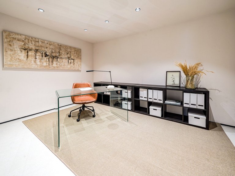 Villa for Sale in Nueva Andalucía, Malaga 24
