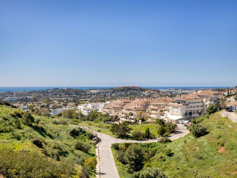 Apartment for Sale in Nueva Andalucía, Malaga 34