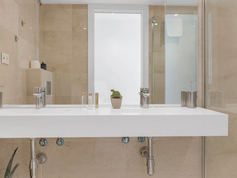 Apartment for Sale in Nueva Andalucía, Malaga 36