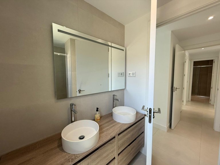 Apartment for Sale in Fuengirola, Malaga 18