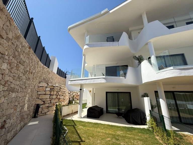 Apartment for Sale in Fuengirola, Malaga 4