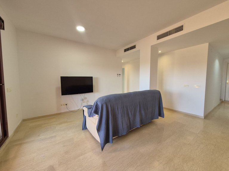 Apartment for Sale in La Duquesa, Malaga 16