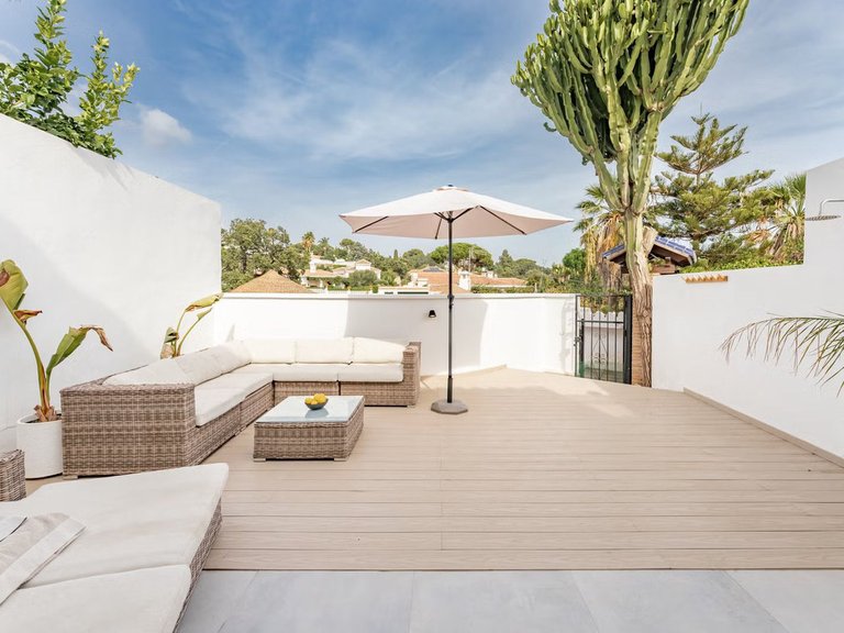 Villa for Sale in Elviria, Malaga 1