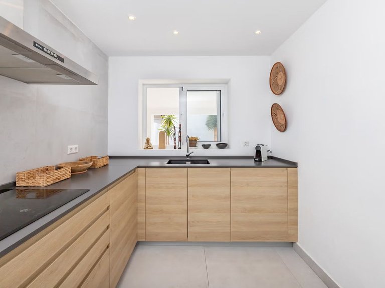 Villa for Sale in Elviria, Malaga 10