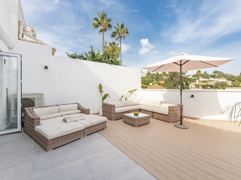 Villa for Sale in Elviria, Malaga 20