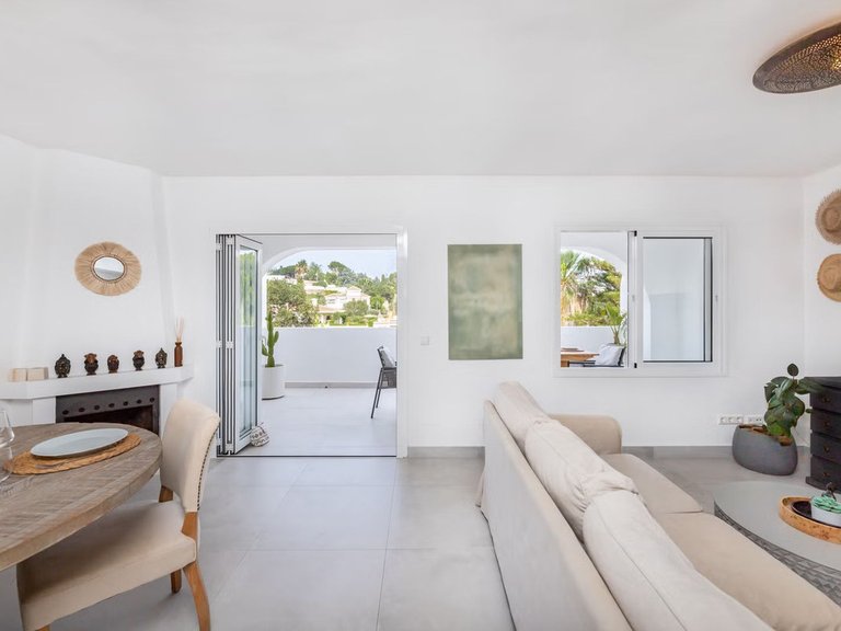 Villa for Sale in Elviria, Malaga 9