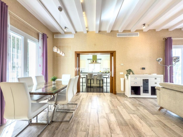 Villa for Sale in Istán, Malaga 12
