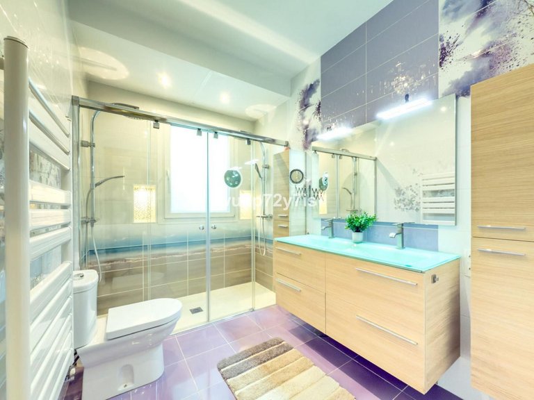 Villa for Sale in Istán, Malaga 27