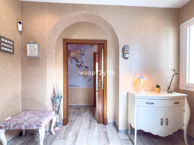 Villa for Sale in Istán, Malaga 30