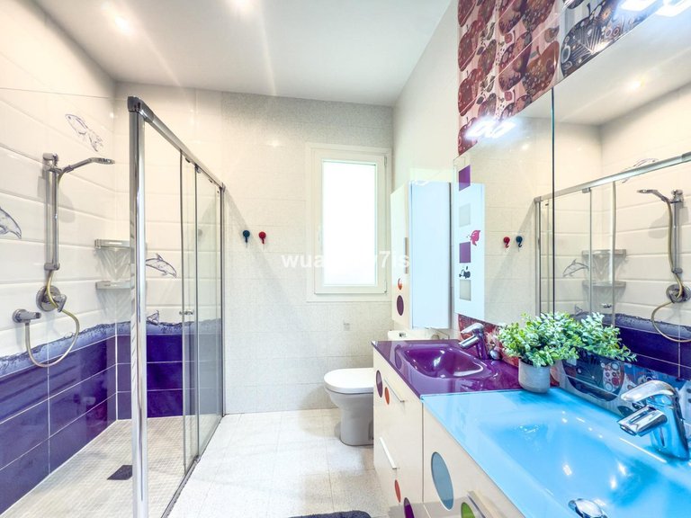 Villa for Sale in Istán, Malaga 40