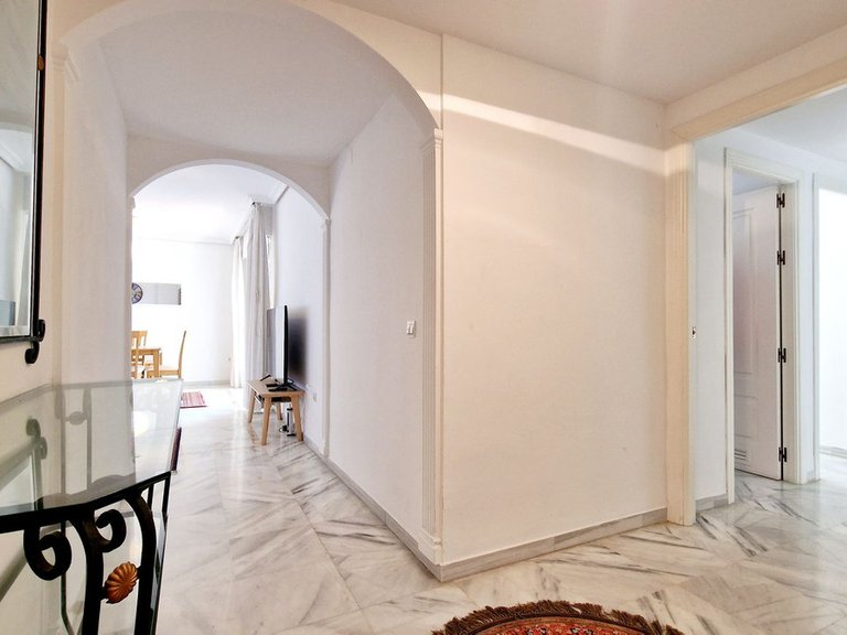 Apartment for Sale in Nueva Andalucía, Malaga 11