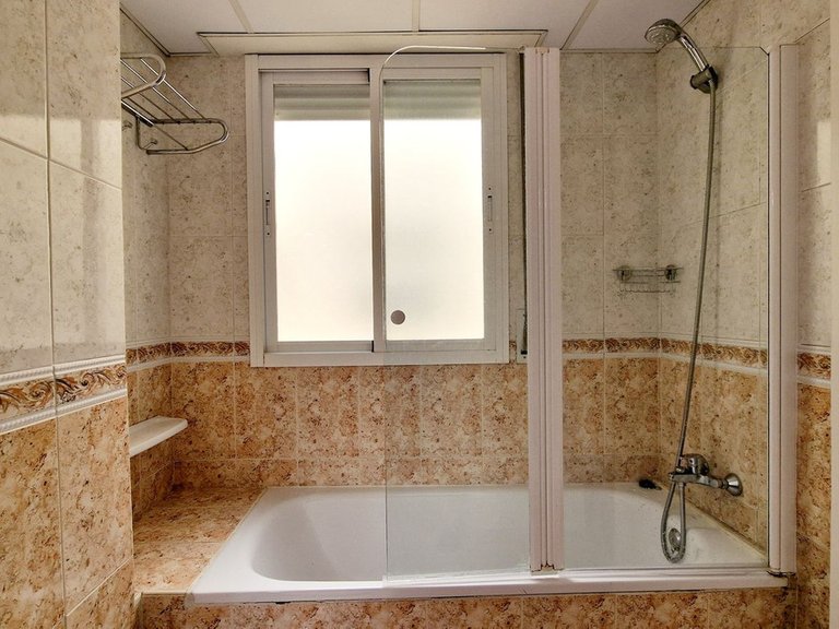 Apartment for Sale in Nueva Andalucía, Malaga 15