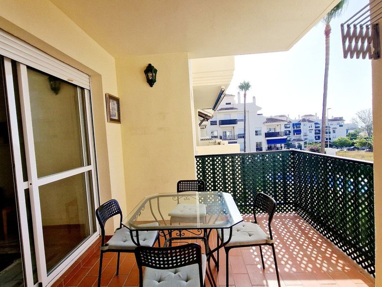 Apartment for Sale in Nueva Andalucía, Malaga 4